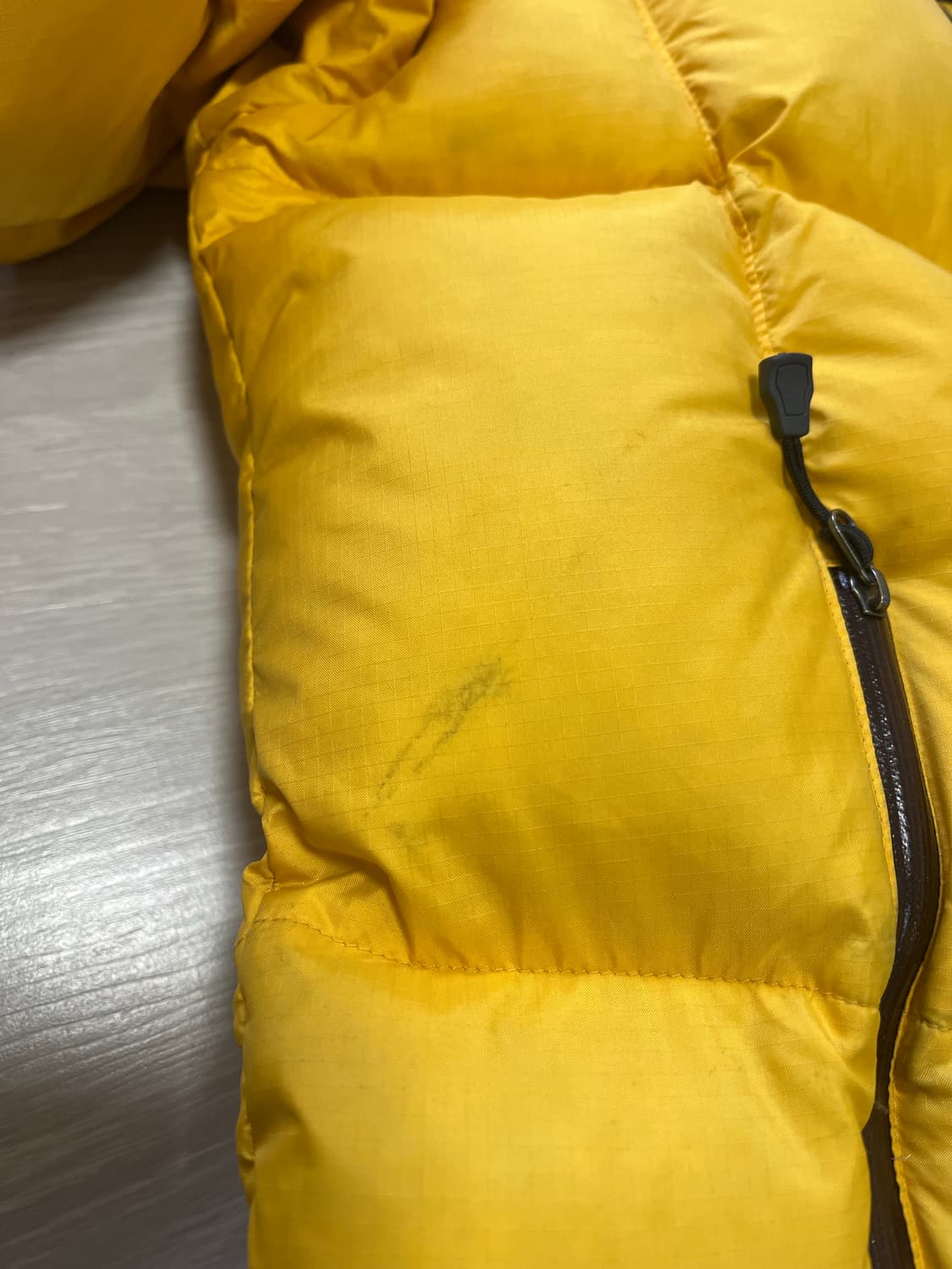 마운틴하드웨어 에어실드 패딩 M 상품이미지10