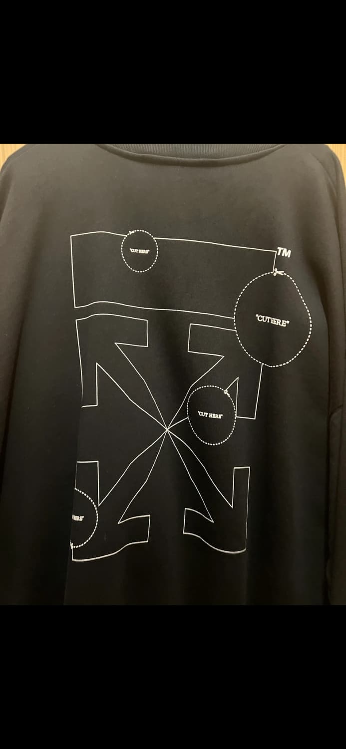 오프화이트 컷히어 맨투맨 상품이미지2