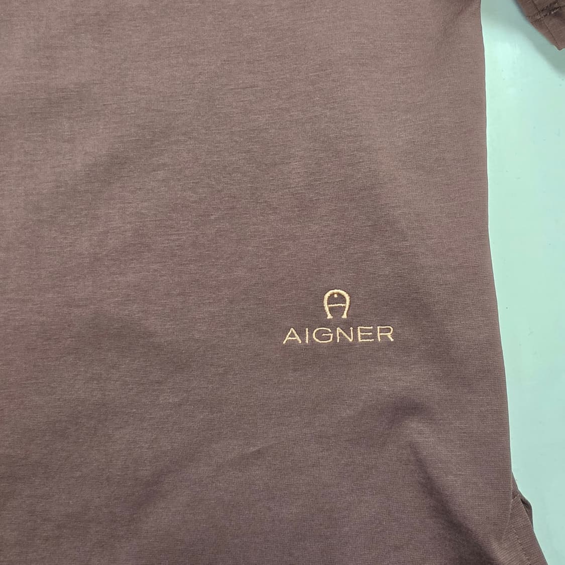 0190 [aigner]아이그너 로고 반팔 티셔츠 브라운XL 상품이미지6