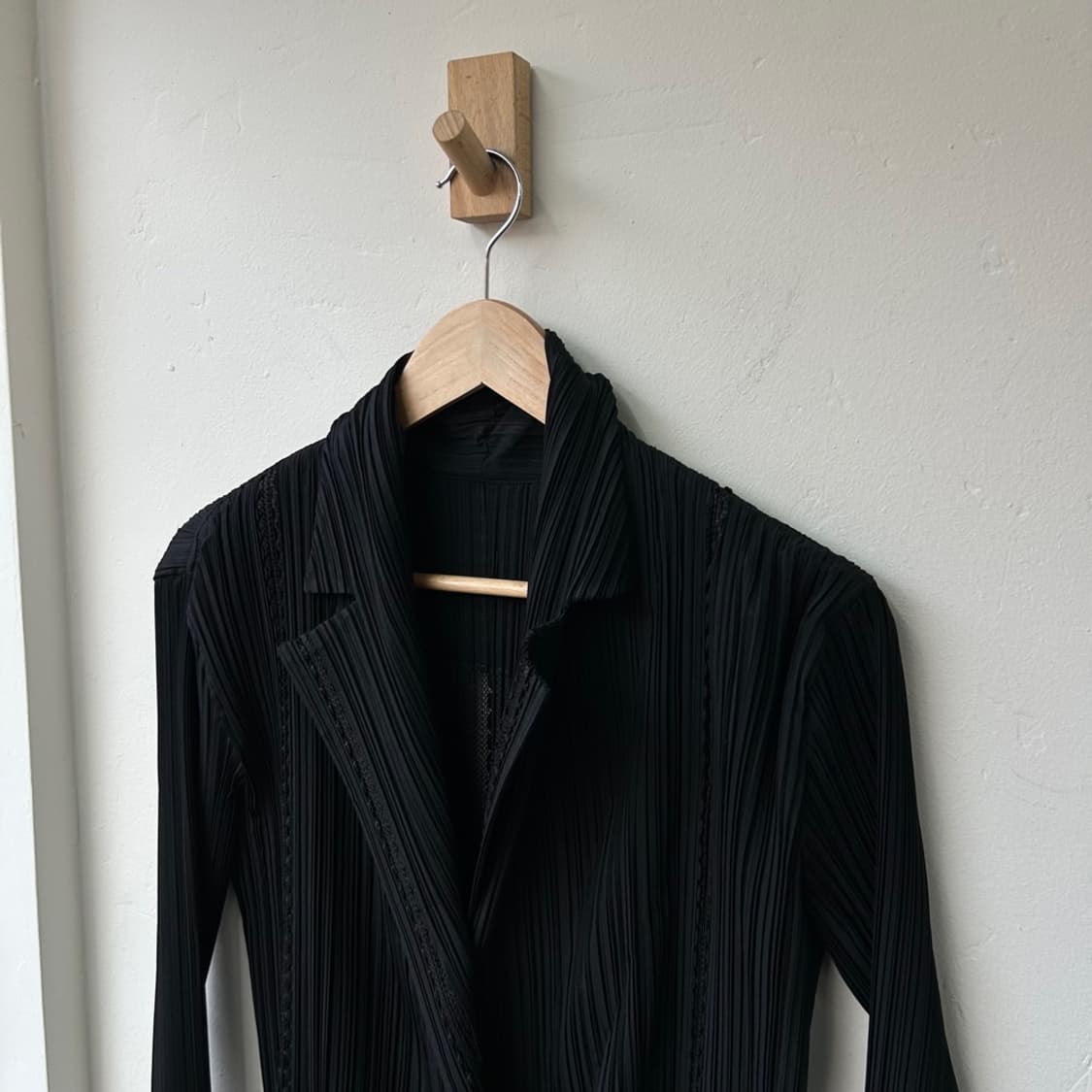 16472 - 이세이 미야케 FETE 플리츠 플리즈 가디건 상품이미지1