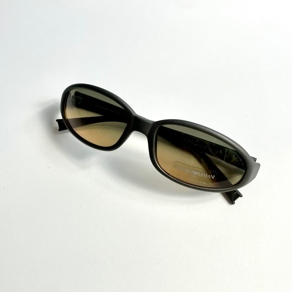EMPORIO ARMANI 엠포리오 아르마니 사의 빈티지 선글라스 상품이미지1