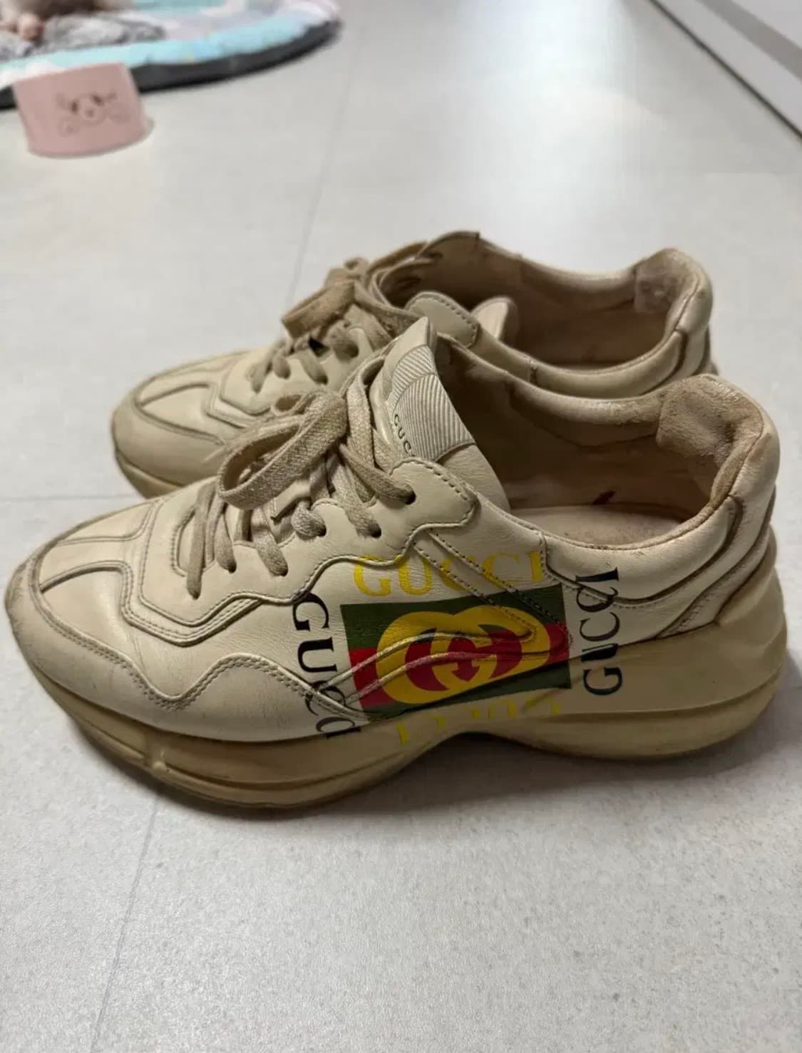 구찌 사각로고 라이톤 270사이즈 상품이미지1