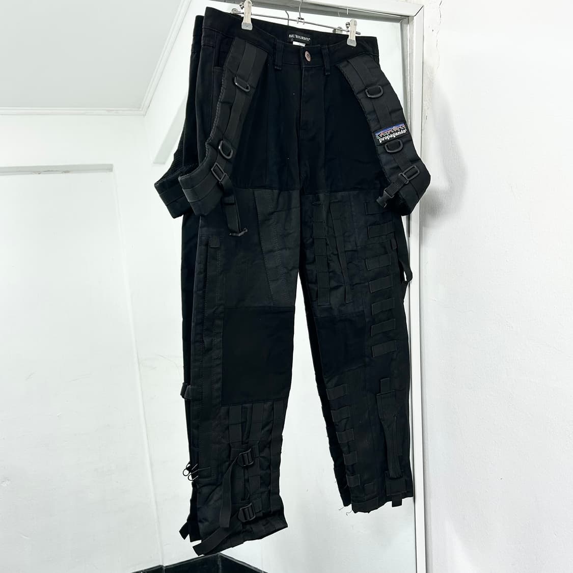 써저리 프로파간다 백팩 팬츠 상품이미지6