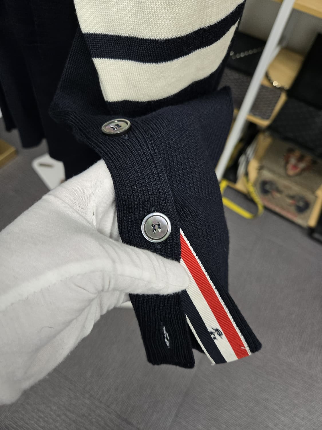 [A급컨디션]톰브라운 밀라노 니트 상품이미지4