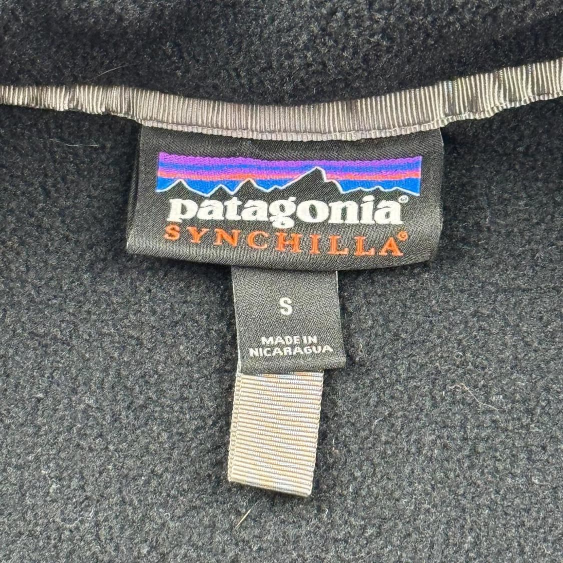 13FW 파타고니아 클래식 신칠라 스냅-티 플리스 풀오버 블랙 커스텀자수 상품이미지4