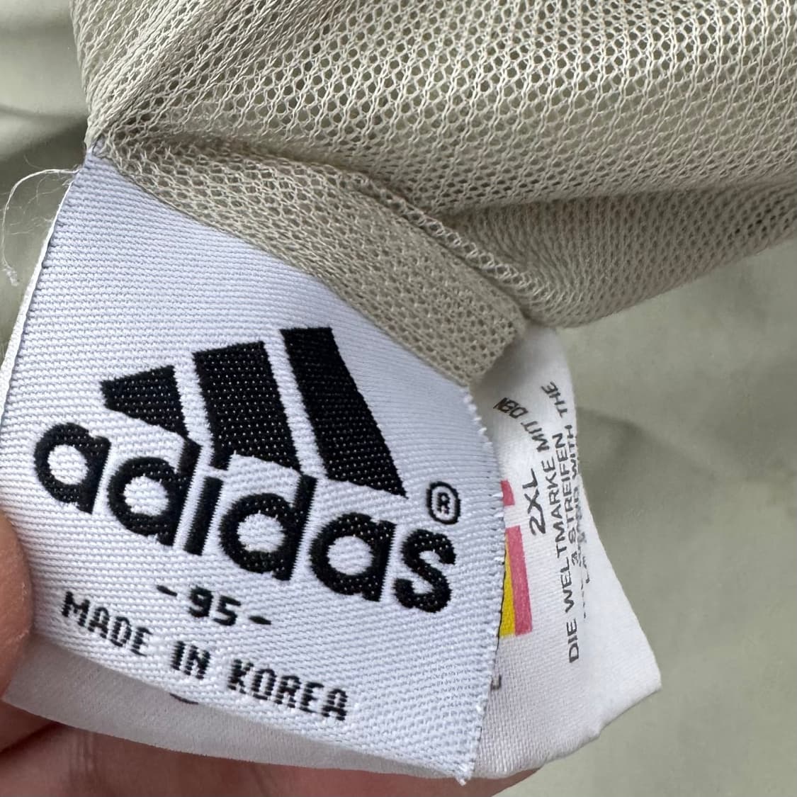 아디다스 00s 올드스쿨 와이드 바람막이 트랙팬츠 상품이미지8