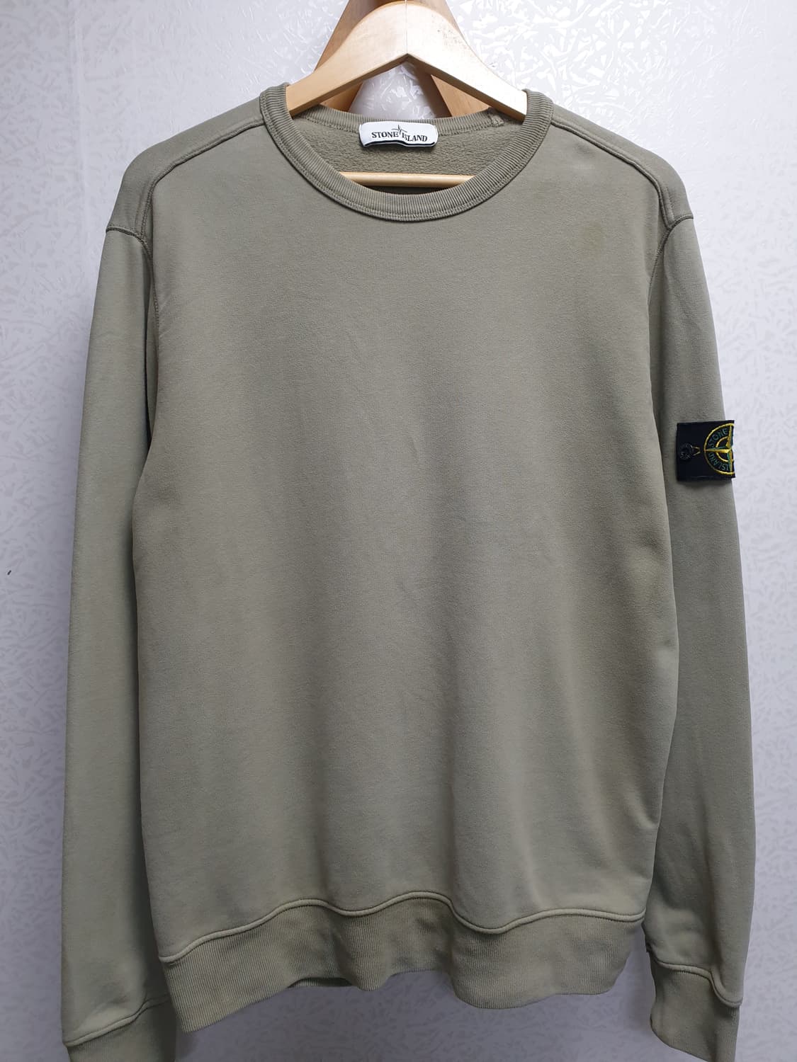 [L/100/정품] 스톤아일랜드 기모 맨투맨 카키 상품이미지2