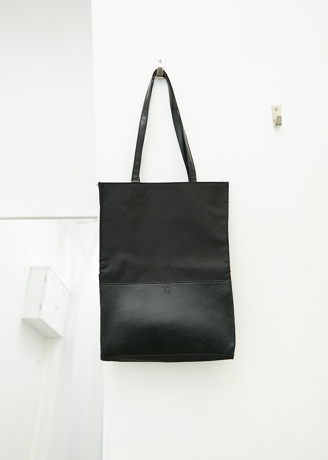 Leather Nylon Tote Bag 상품이미지1