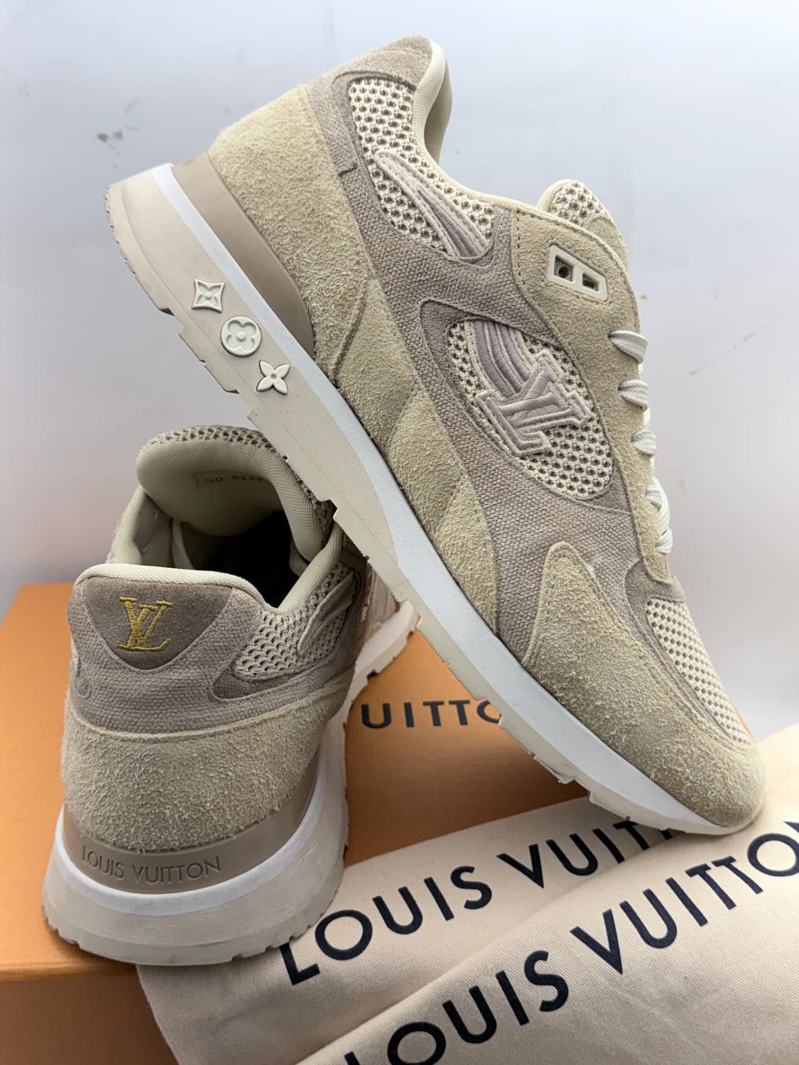 정품)루이비통스니커즈280/285 상품이미지3