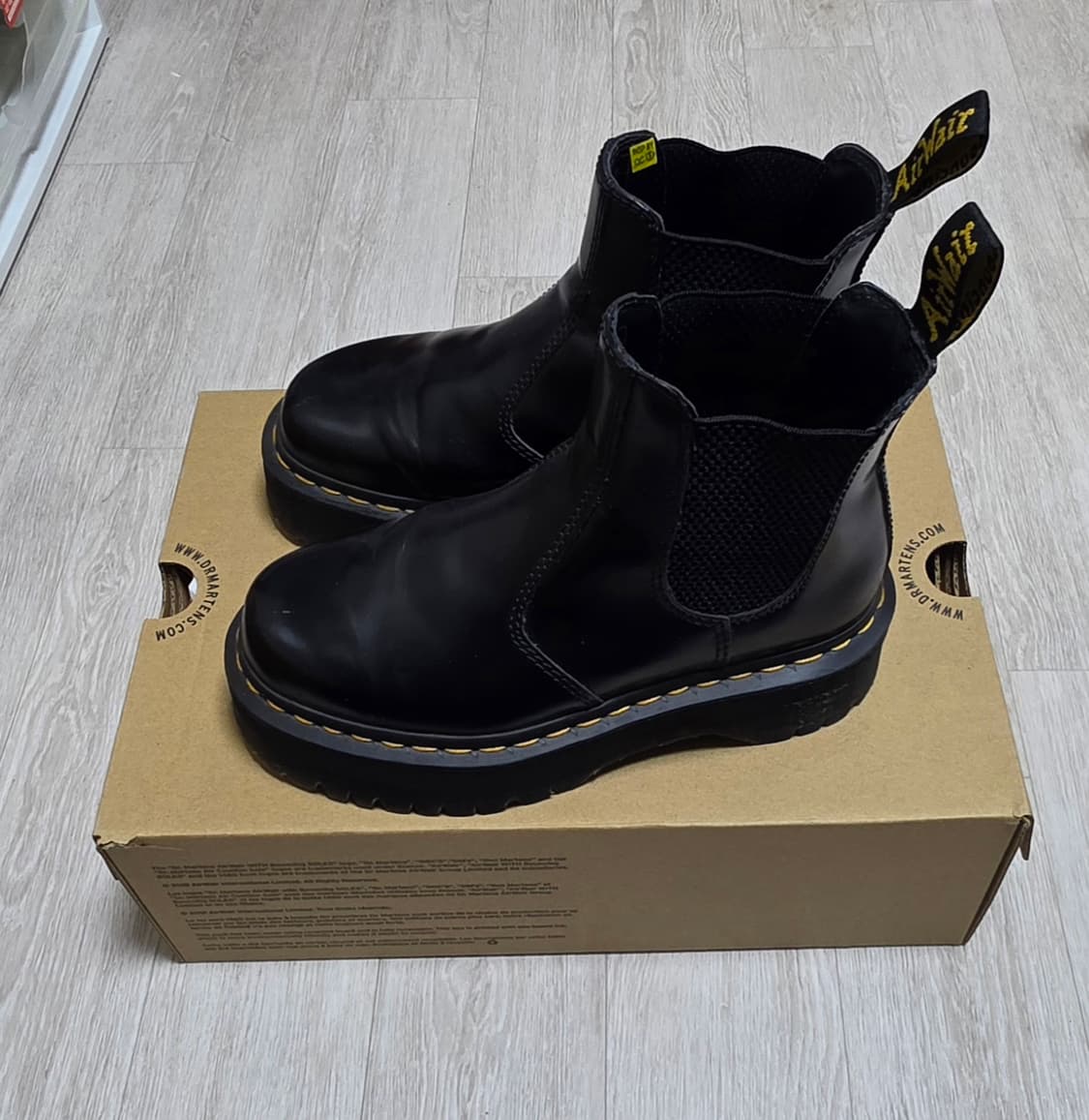 닥터마틴 2976 쿼드 UK3(220~225) 상품이미지3