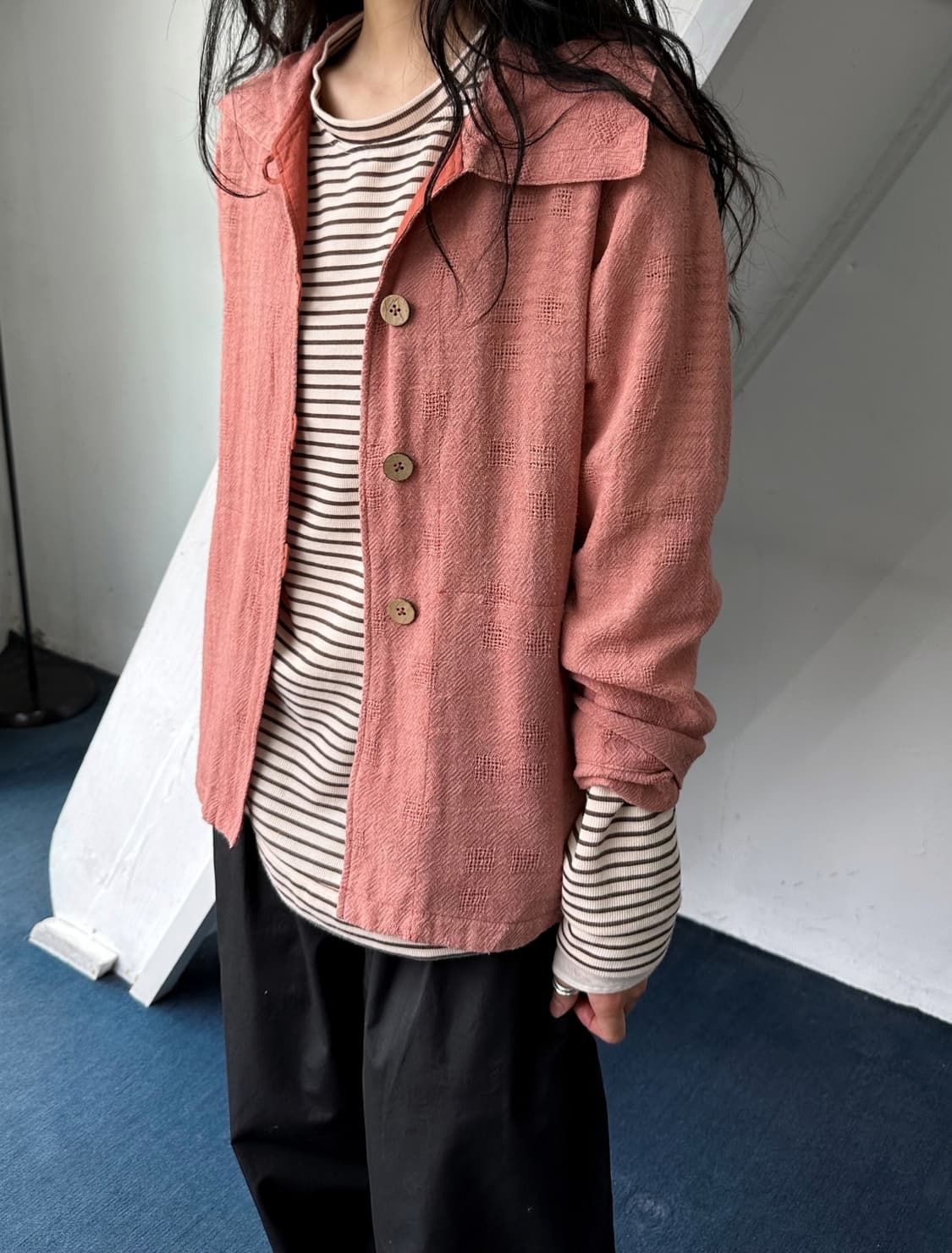 Punch loose woven design cotton jacket 상품이미지9