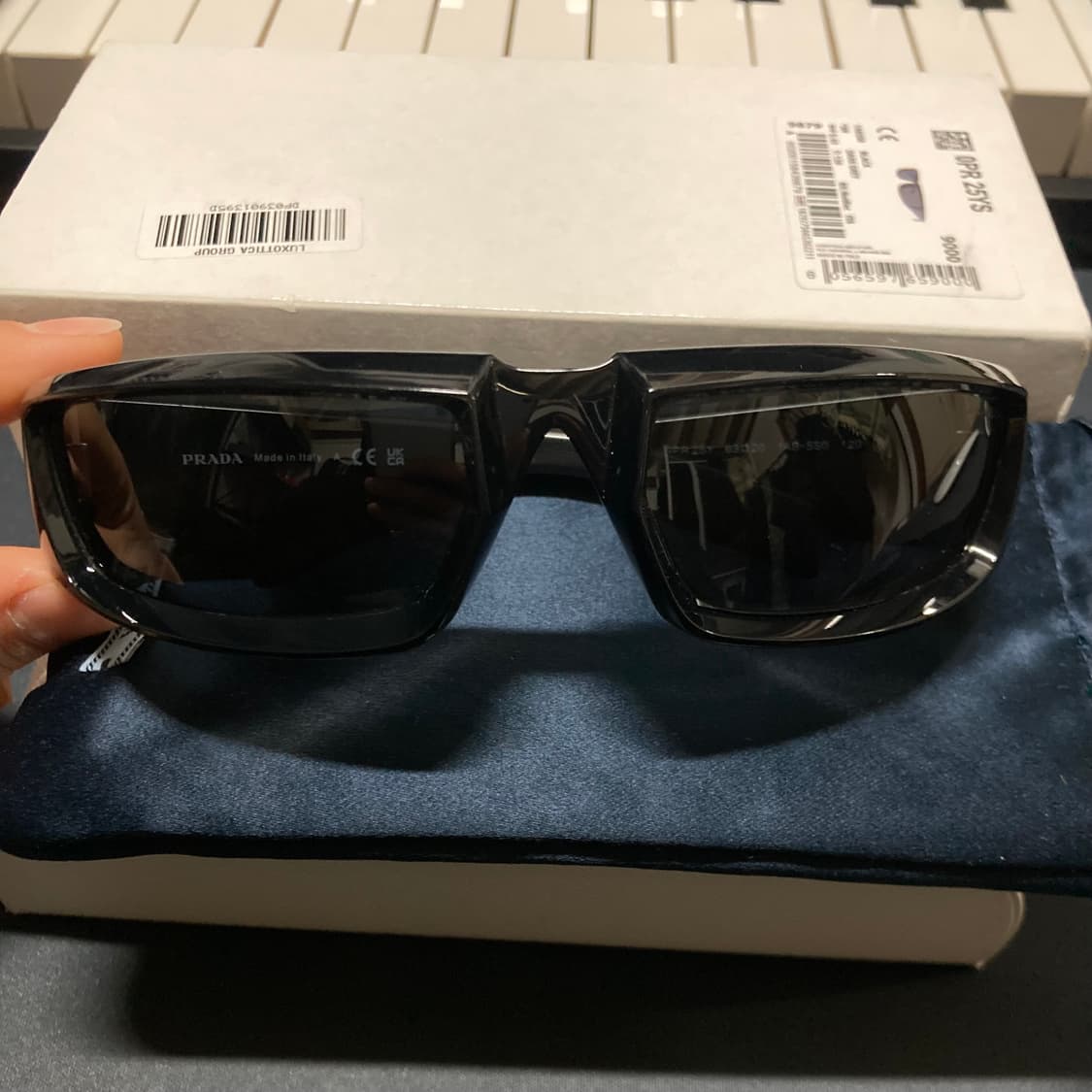 프라다 런웨이 선글라스 PR 25YS 상품이미지2