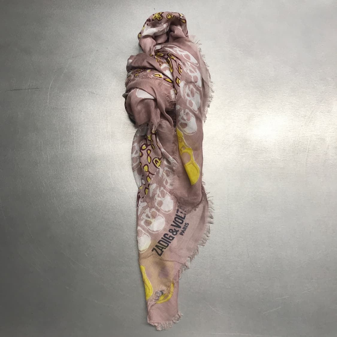 쟈딕앤볼테르 스컬 패턴 스카프 상품이미지1