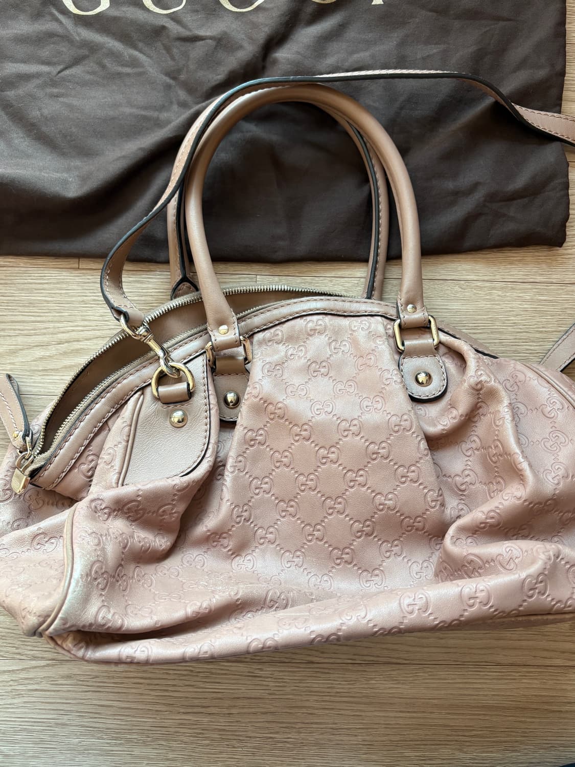 구찌 수키 만두백 가방  상품이미지2