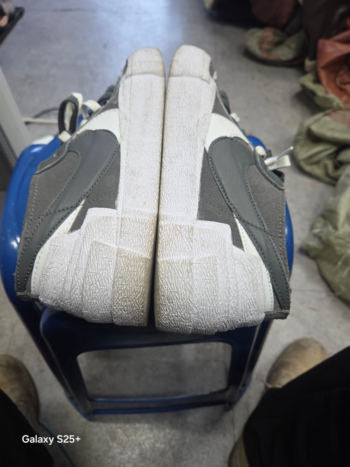 나이키  로우  블레이져  그레이 상품이미지4