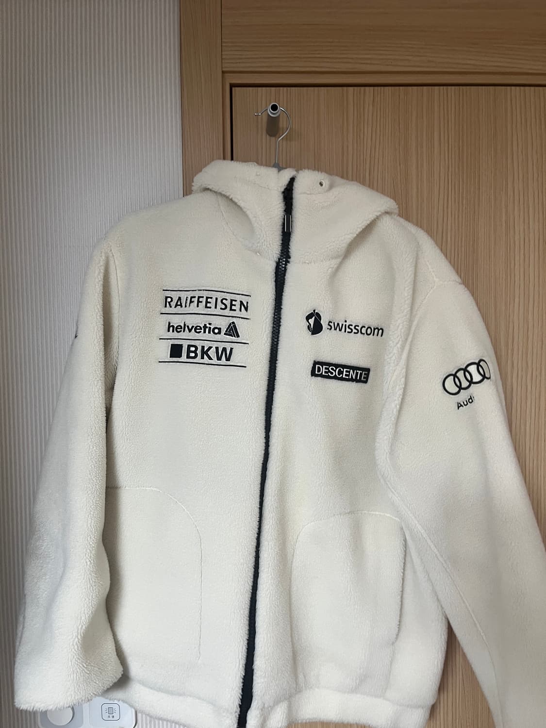 데상트 후리스 상품이미지1