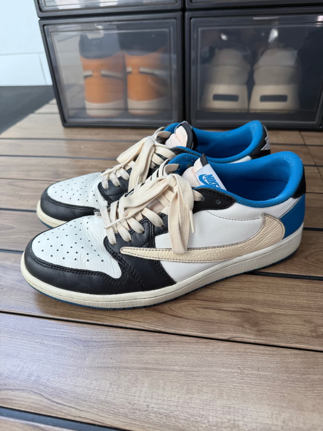 조던1 트래비스스캇 프라그먼트 로우 상품이미지3