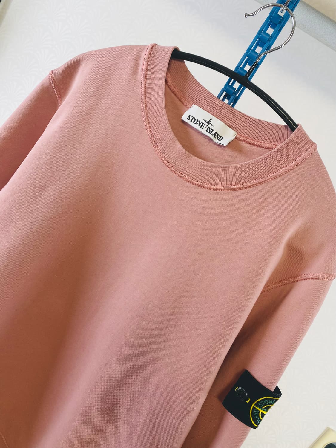 스톤아일랜드 로즈쿼츠 맨투맨 (100사이즈) 상품이미지5