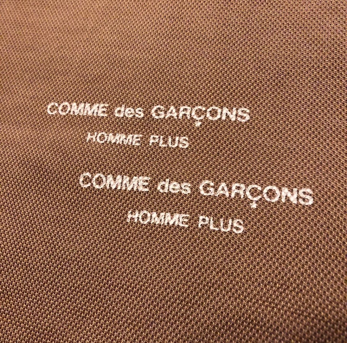 꼼데가르송 옴므 플러스 로고 반팔 티셔츠 상품이미지3