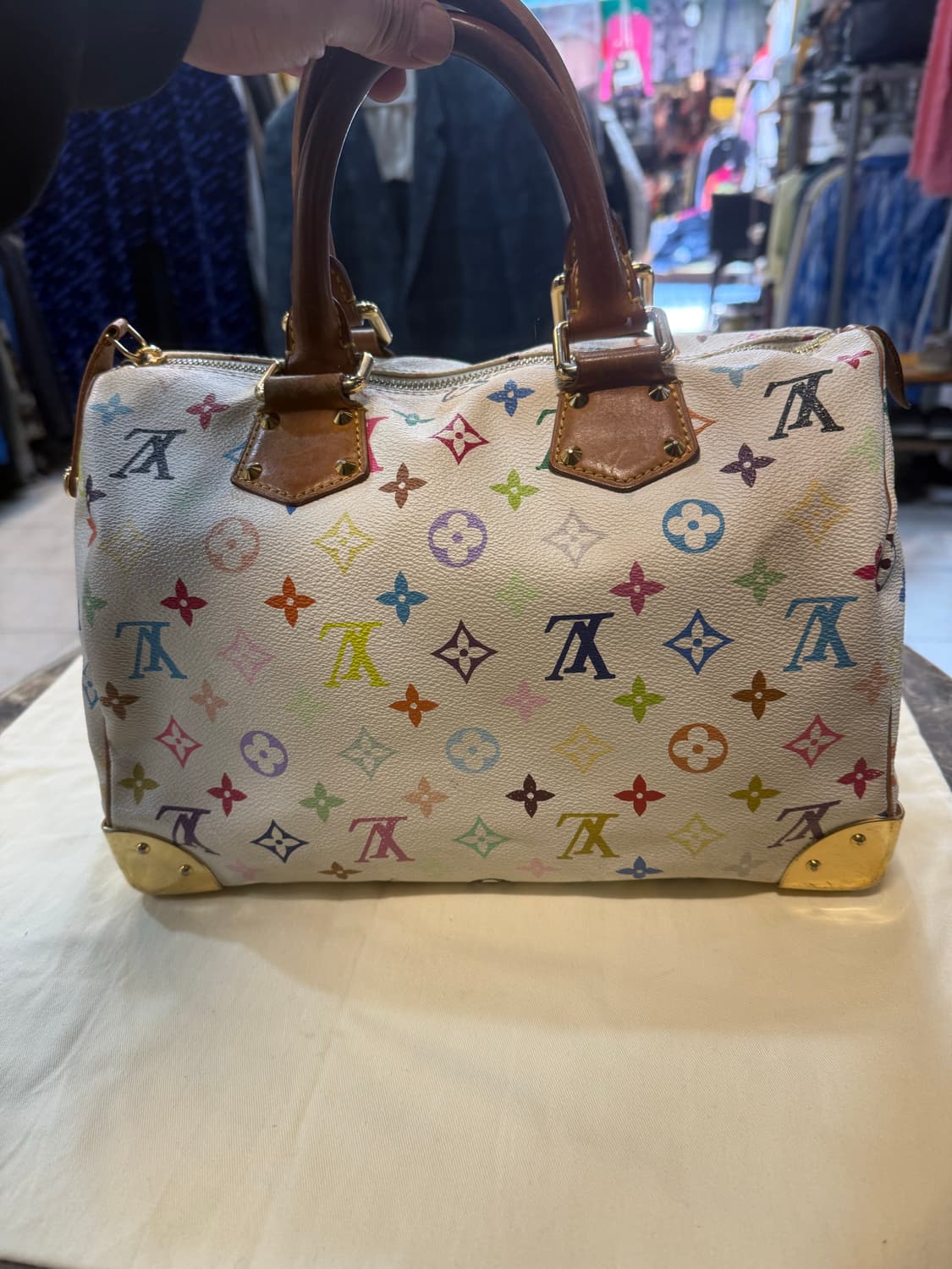 정품 루이비통 멀티화이트 스피디30 팝니다 상품이미지4