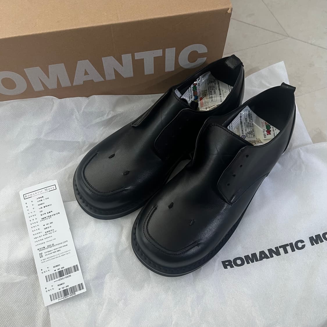 새상품(235)로맨틱무브 스마일 더비슈즈 블랙 상품이미지3