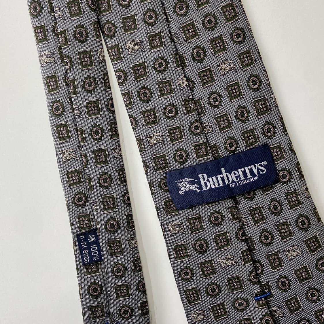 버버리 모노그램 명품 정품 넥타이 (Burberry) 8.2cm 상품이미지6