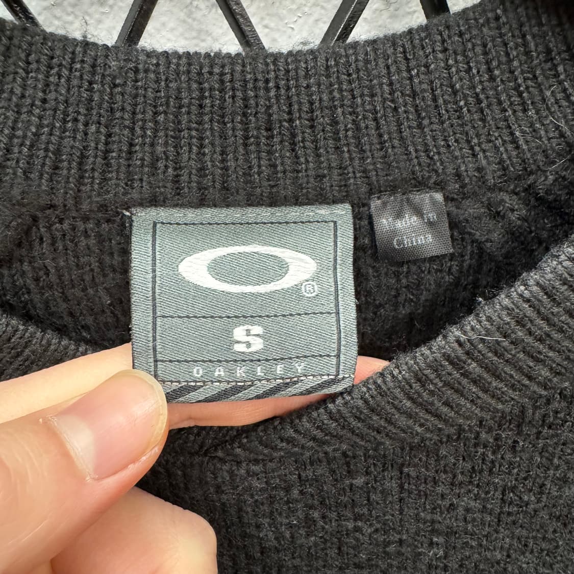 오클리 울니트 와플 텍스처 레글런 크루넥 포인트 블랙 상품이미지5