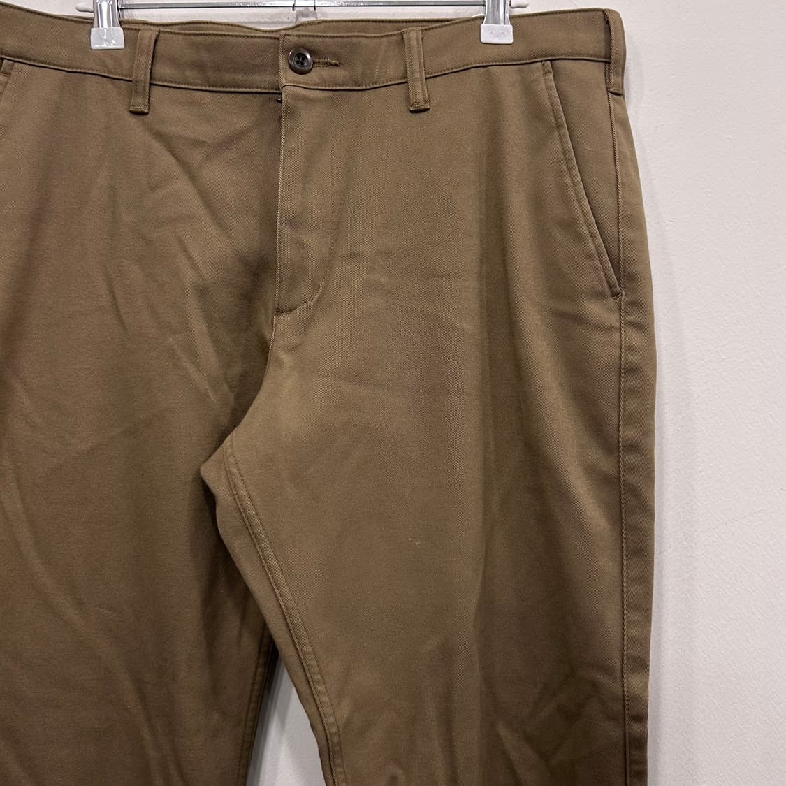 유니클로 테이퍼드핏 스판 코튼 치노팬츠 상품이미지1