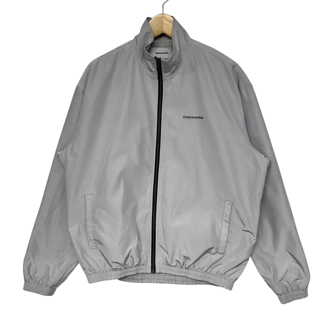 디스이즈네버댓 로고 바람막이 자켓 상품이미지2