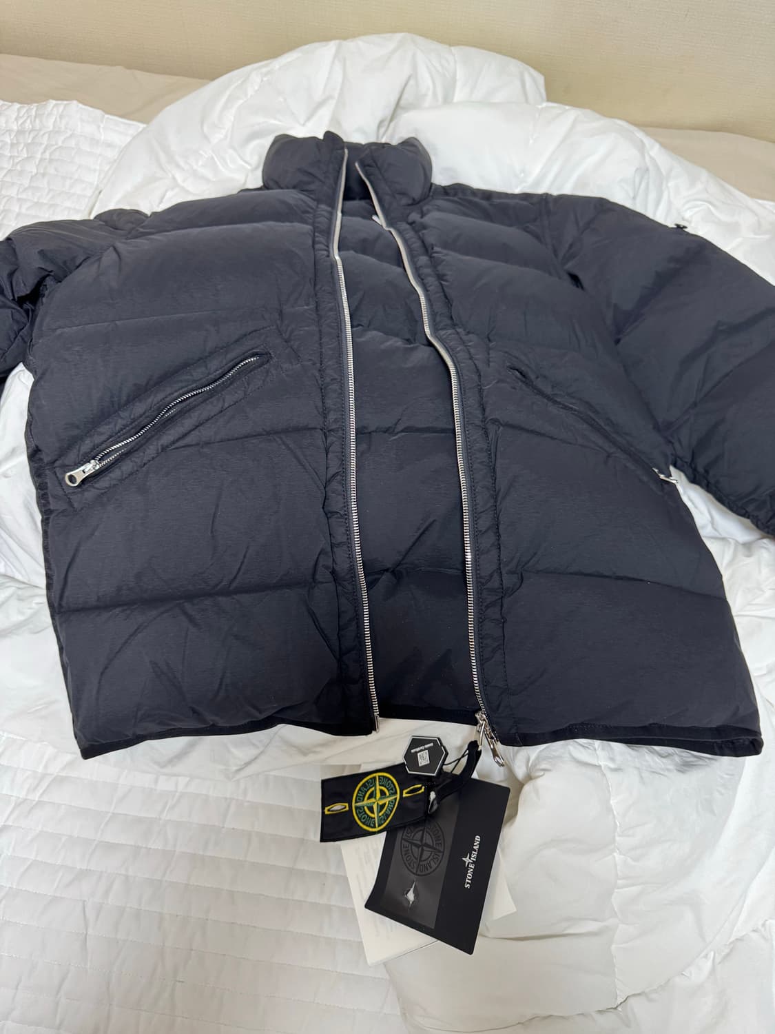 스톤아일랜드 심리스 패딩 24fw s사이즈 상품이미지6