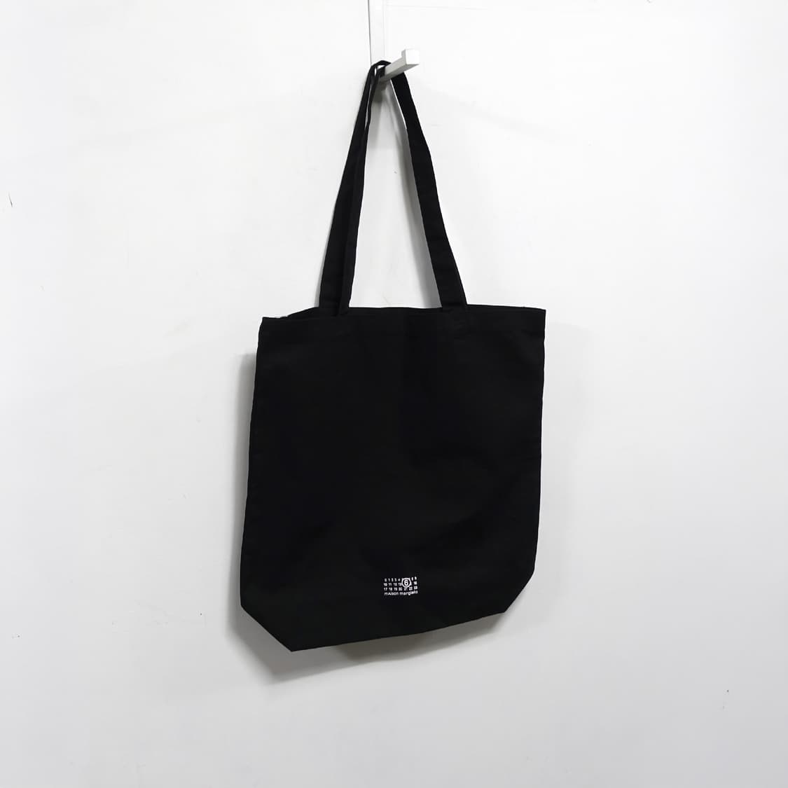 MARGIELA MM6  마르지엘라 로고 캔버스 빅 토트백 상품이미지5