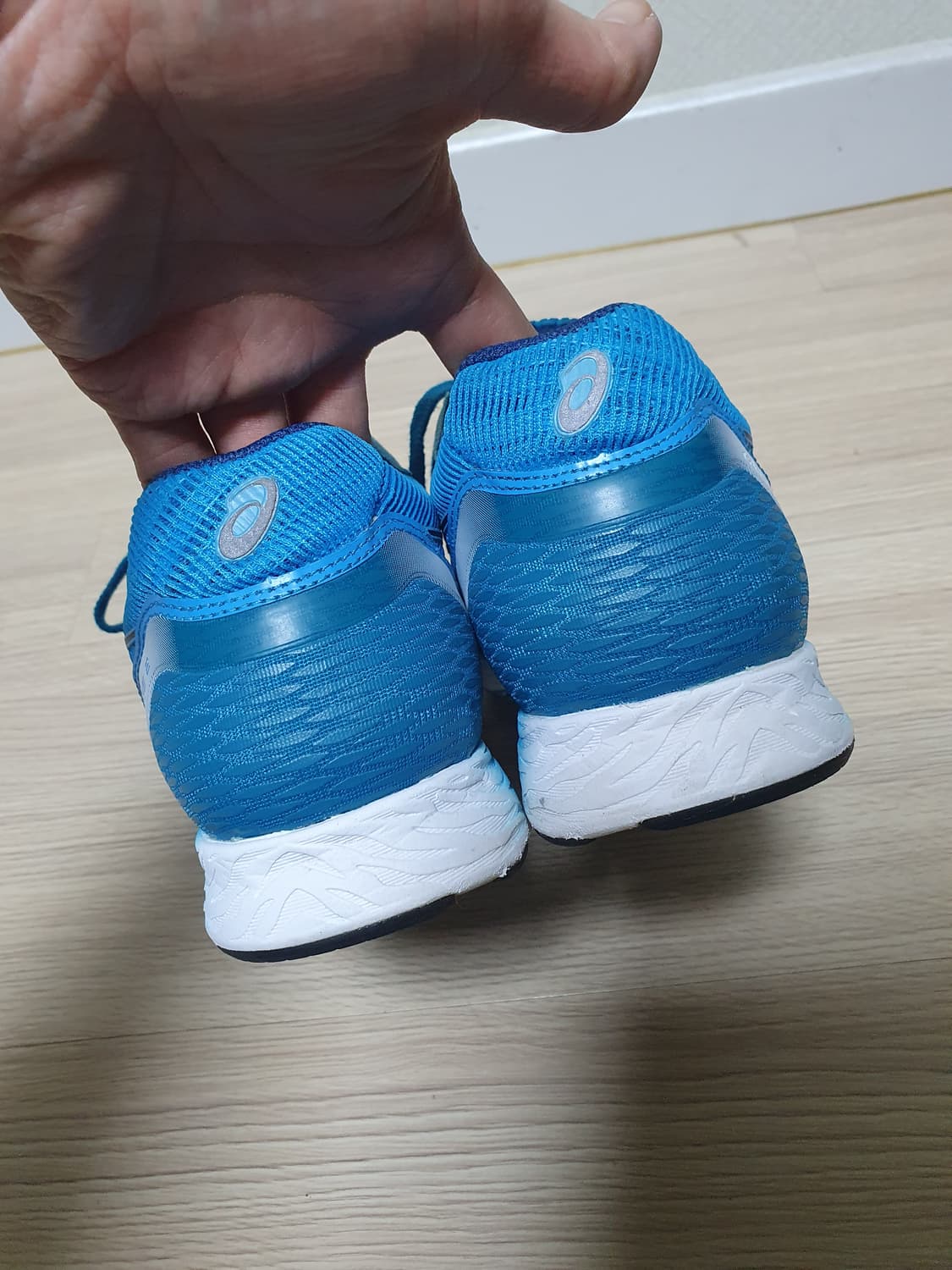 아식스 타사엣지2 러닝화 275 상품이미지6