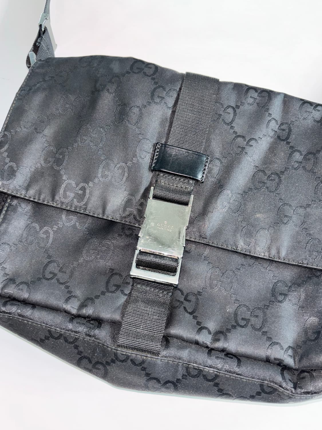 Gucci 구찌 원포켓 스몰 메신저 백 상품이미지4