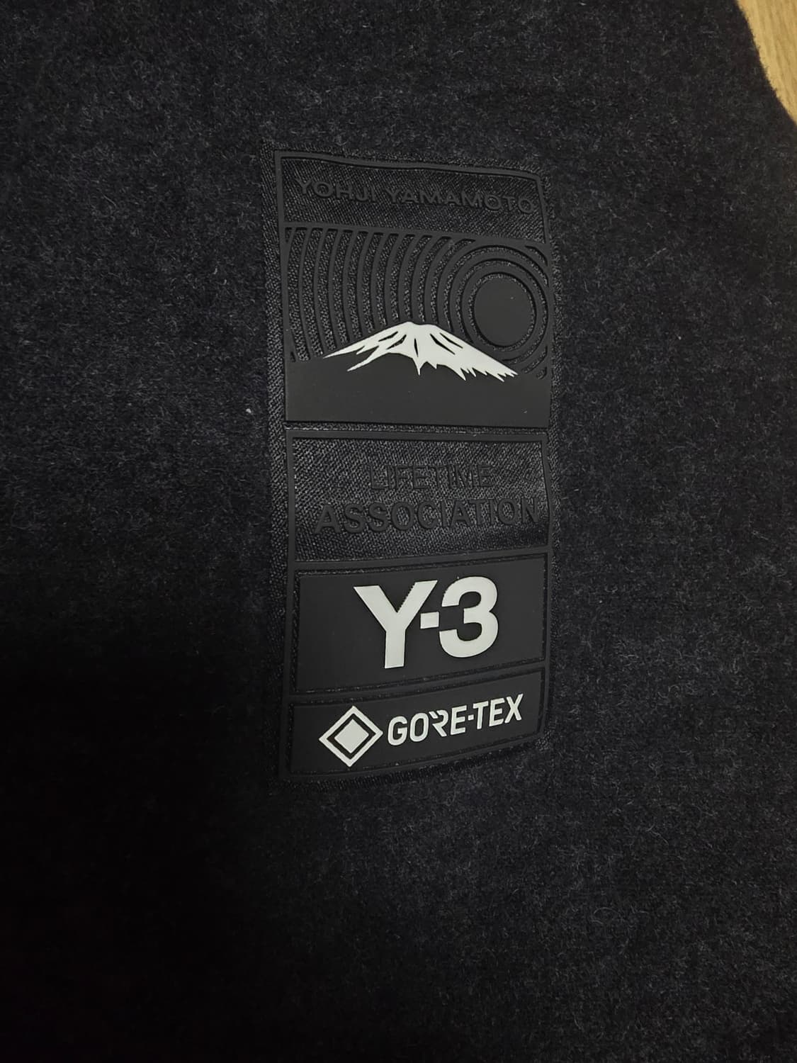 Y-3 요지야마모토 고어텍스 자켓 새제품 판매합니다. Y3 상품이미지2