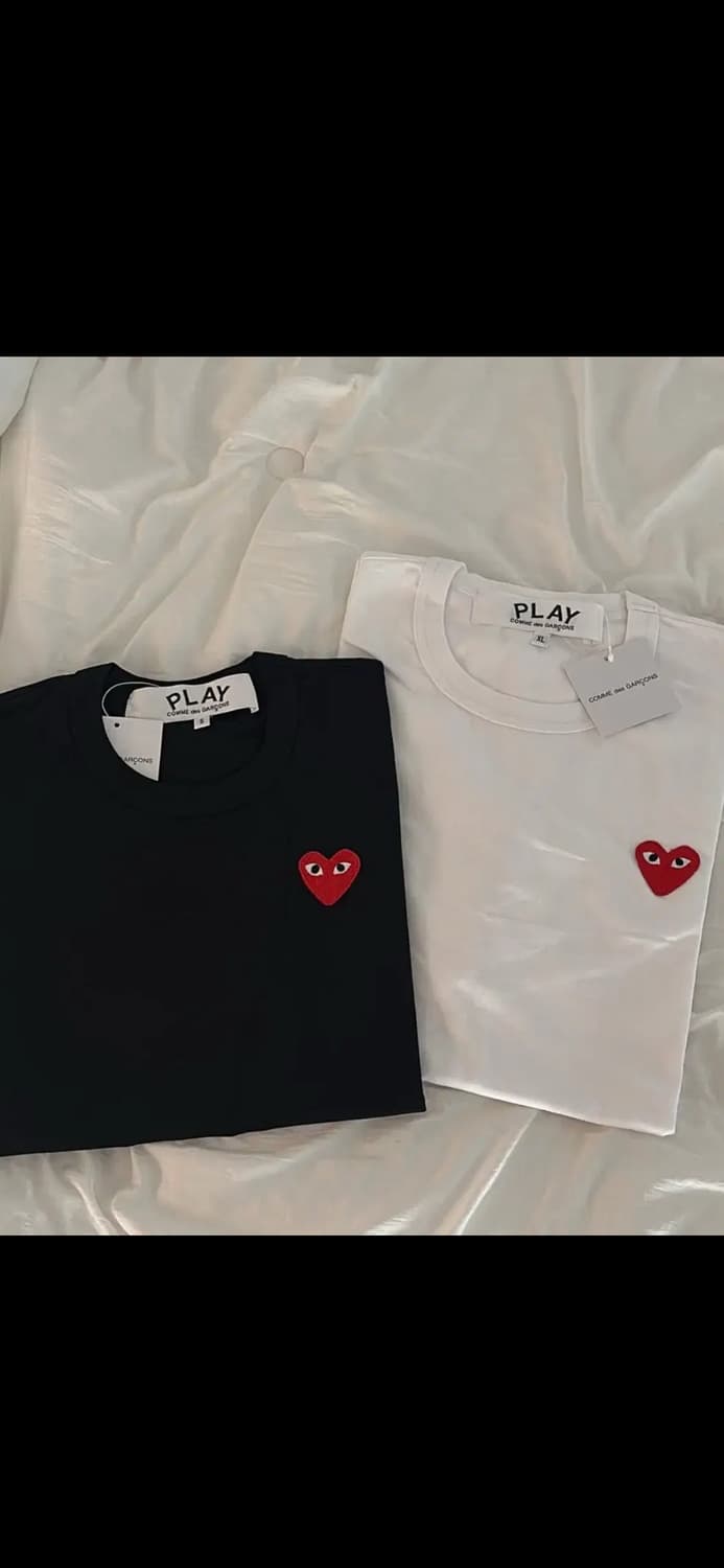 🔥[무료배송/새상품]🔥꼼데가르송 레드와펜 반팔티 2 color  상품이미지2