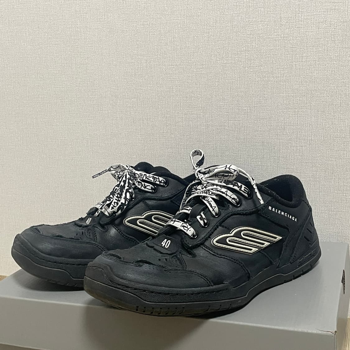 발렌시아가 햄튼스 스니커즈 블랙 상품이미지1