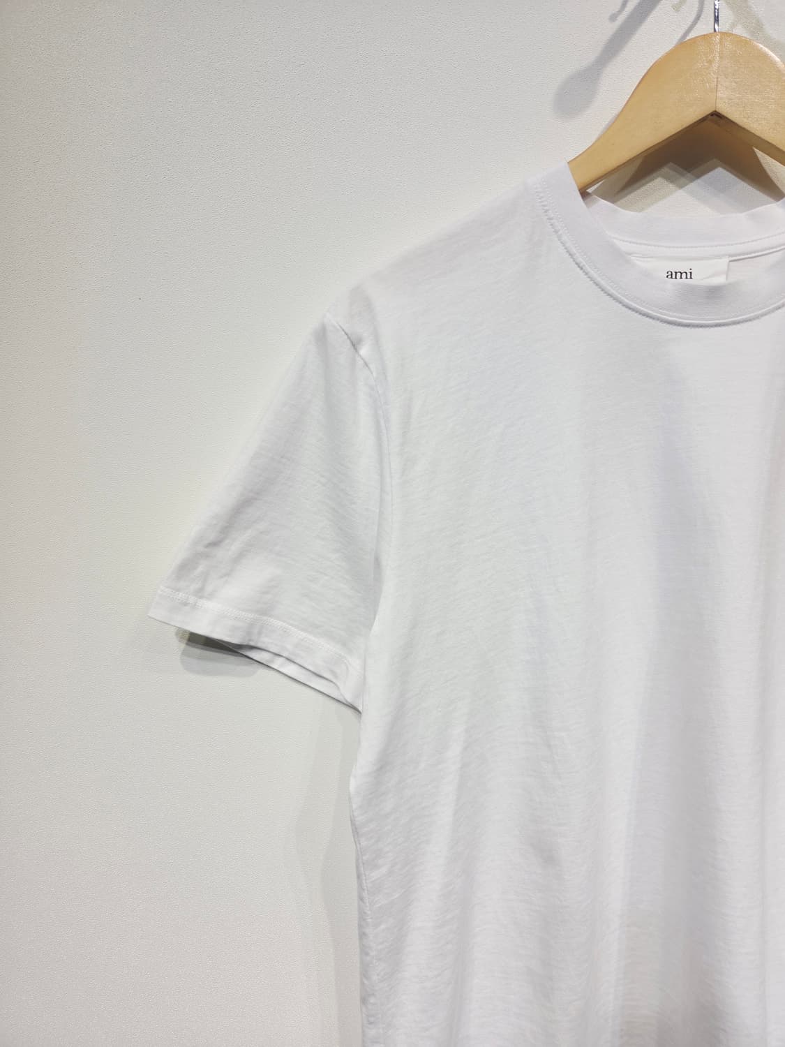 ami 아미. 여자 스몰 하트 코튼 티셔츠_M 상품이미지3