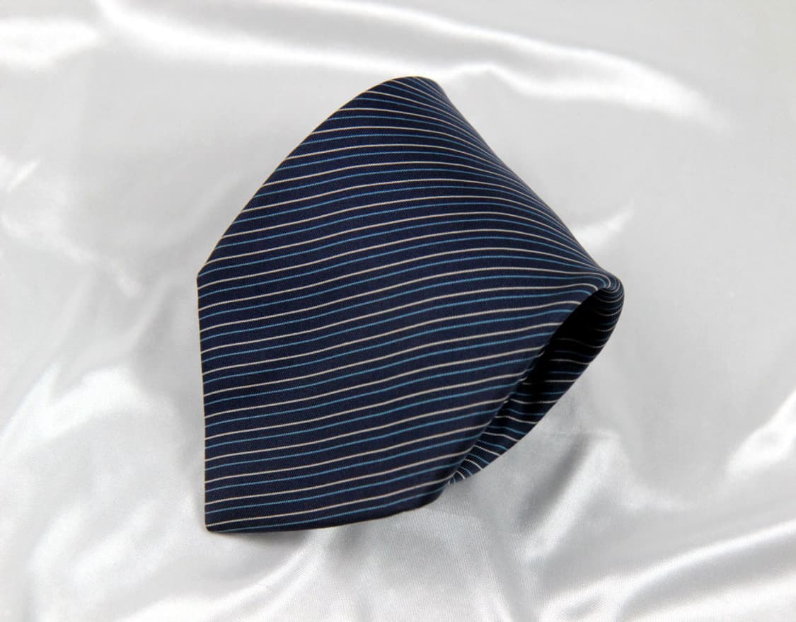 에르메스 9.4cm A등급 남자 명품넥타이 상품이미지1