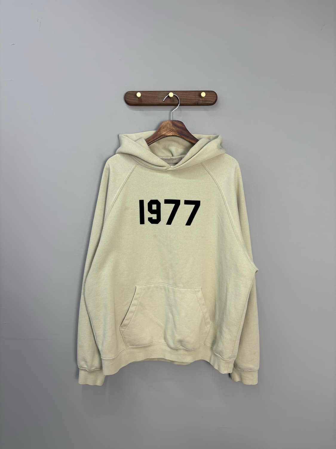 에센셜 피어오브갓 1977 후드티 상품이미지2