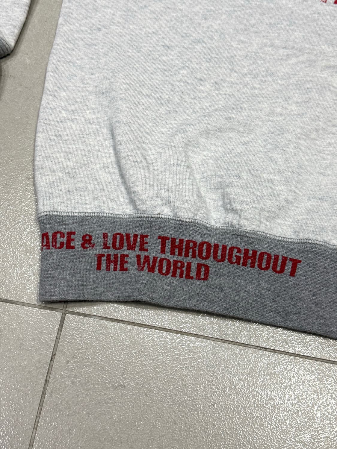 히스테릭 글래머 행복이란 아카이브 맨투맨 스웨터 상품이미지3