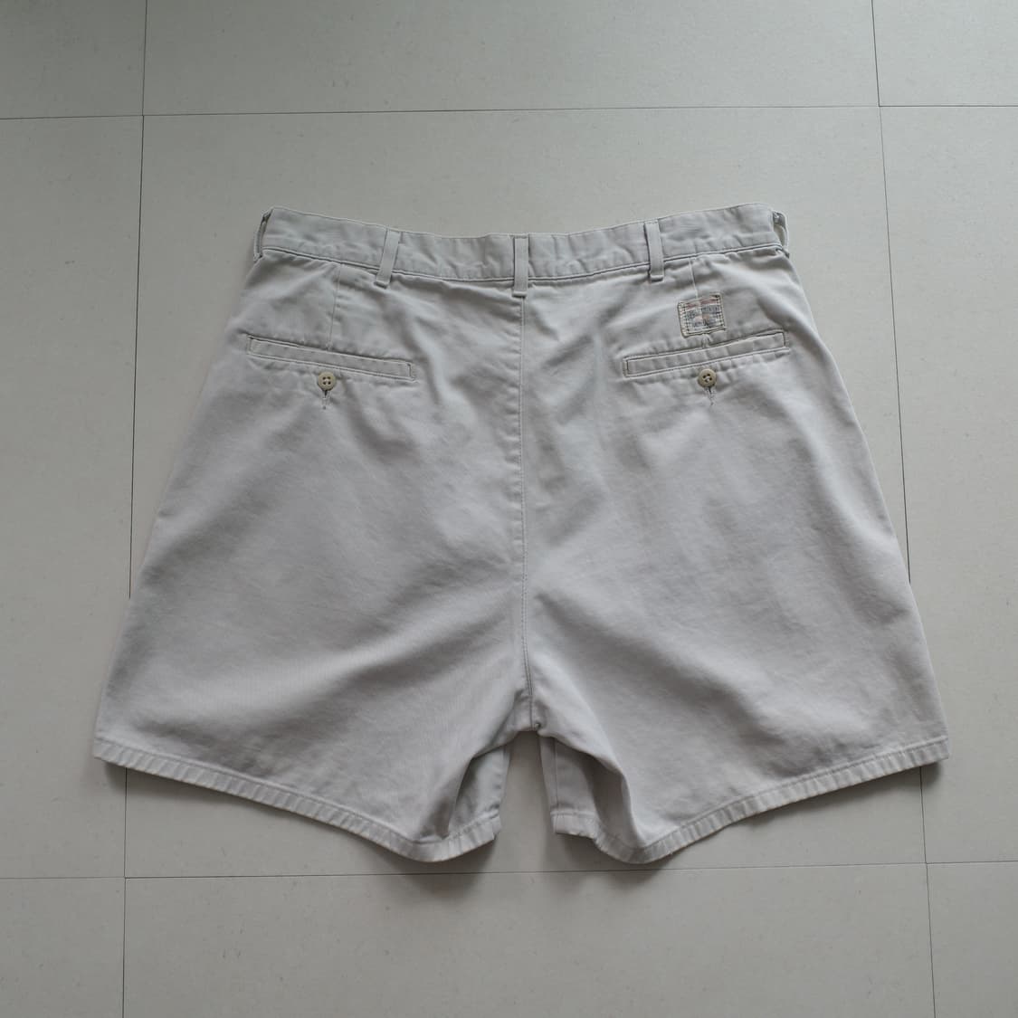 90s  폴로 랄프로렌 MADE IN USA 어센틱 사각탭 투턱 치노쇼츠 상품이미지5