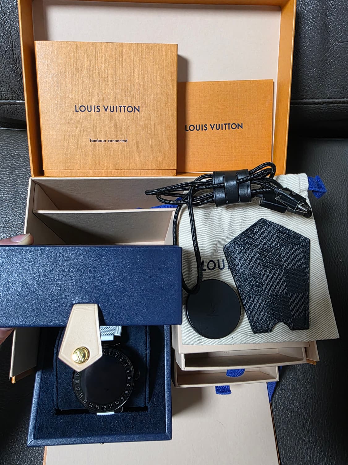 정품 루이비통 땅부르 호라이즌스마트워치v1 상품이미지4