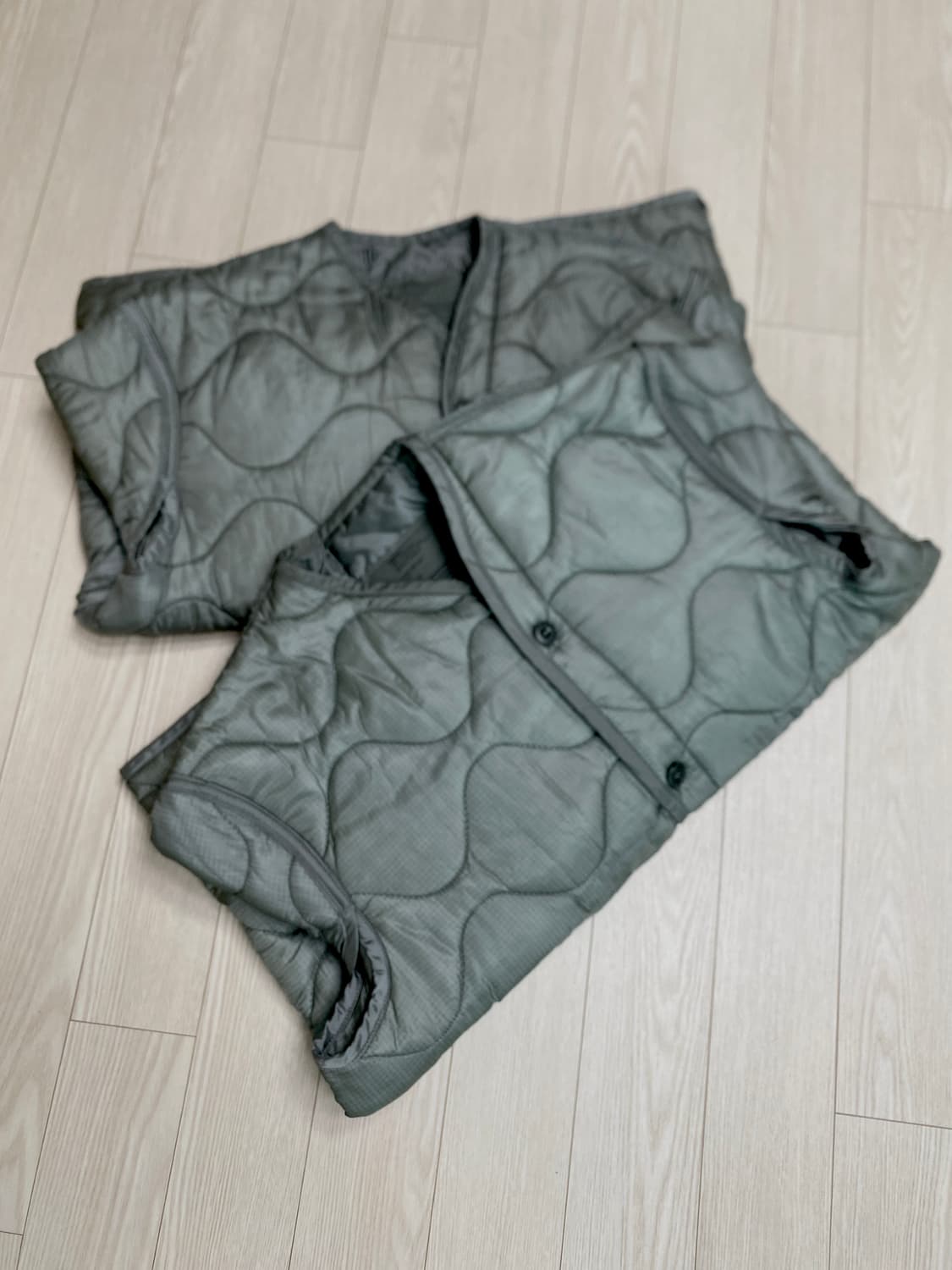 (미사용 2개) 미군 오리지널 M65 필드자켓 내피 미디엄 신형 라이너 상품이미지7