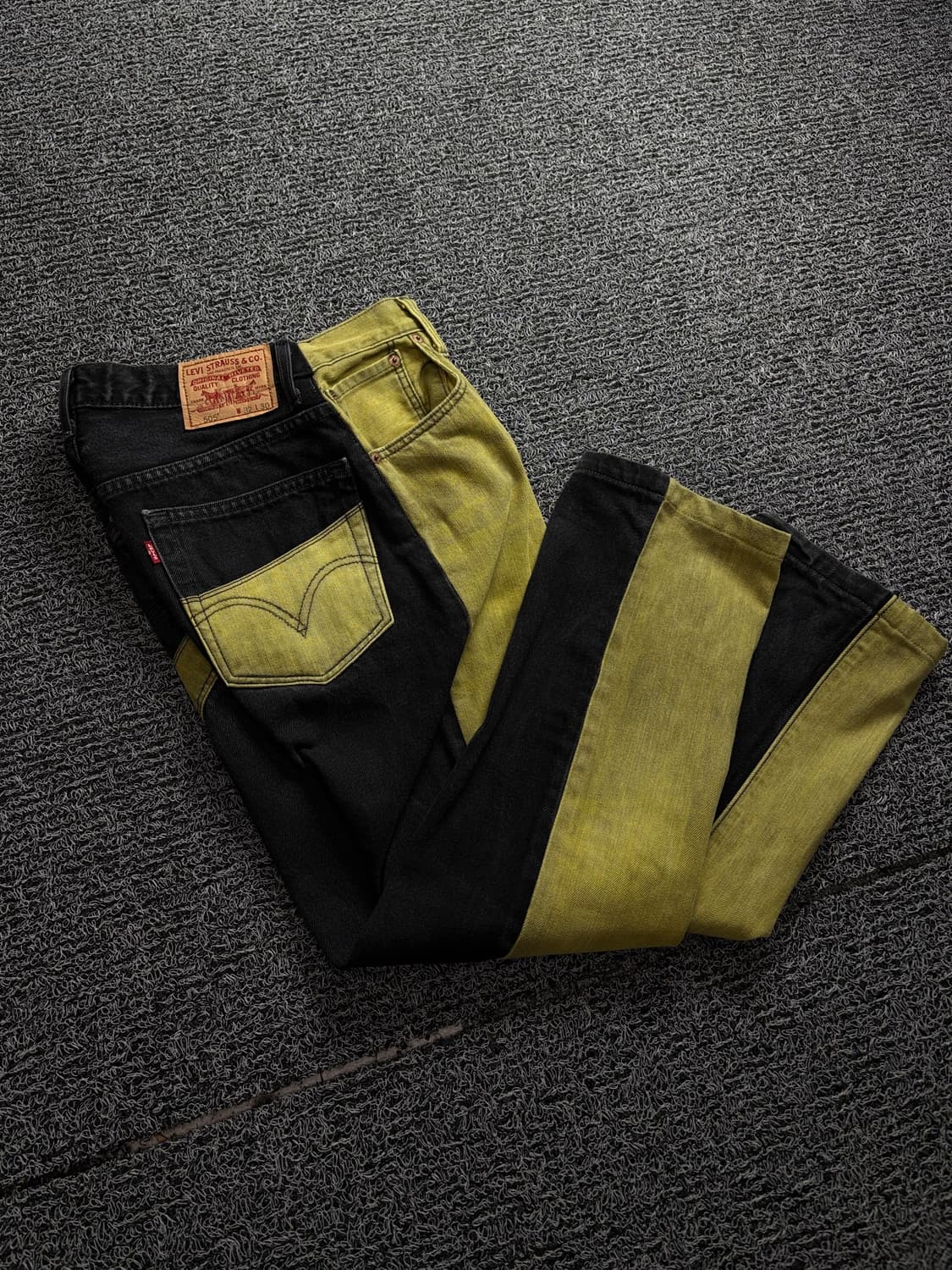 리바이스 505 페인팅 커스텀 믹스업 블랙 데님 팬츠 1467 상품이미지1