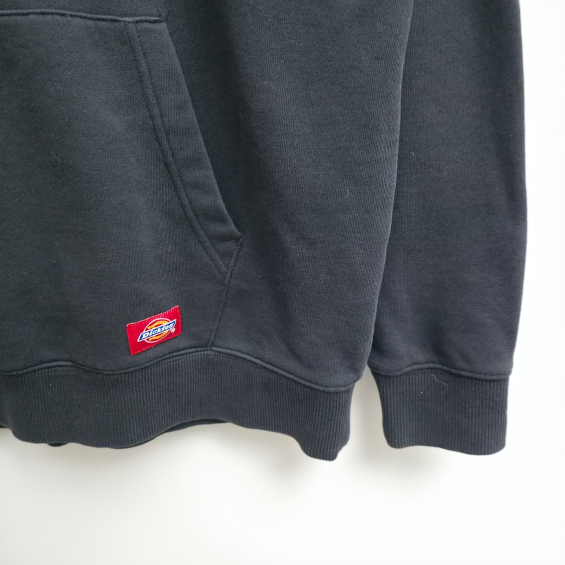 [L] 디키즈 블랙 후드티 상품이미지3