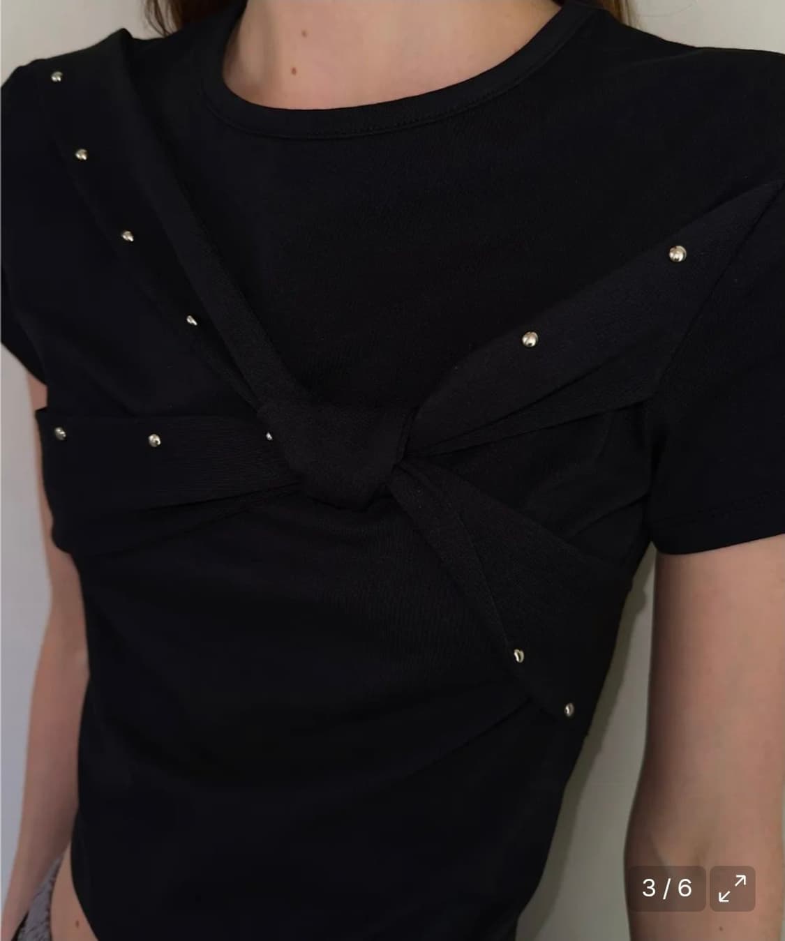 다이애그널 블랙 tie crop top 상품이미지3