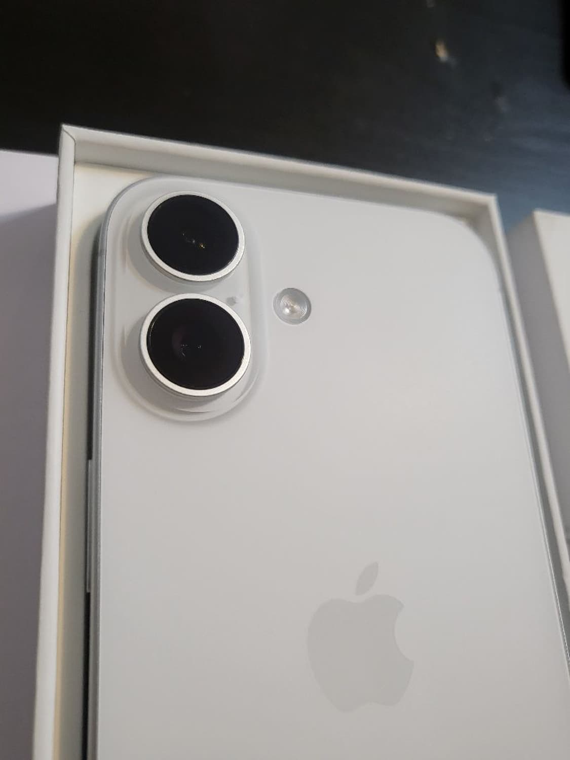 아이폰16 256기가 새제품 상품이미지3