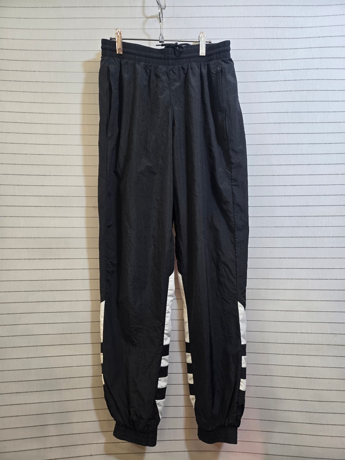 아디다스 빅로고 트녜이닝 팬츠 상품이미지1