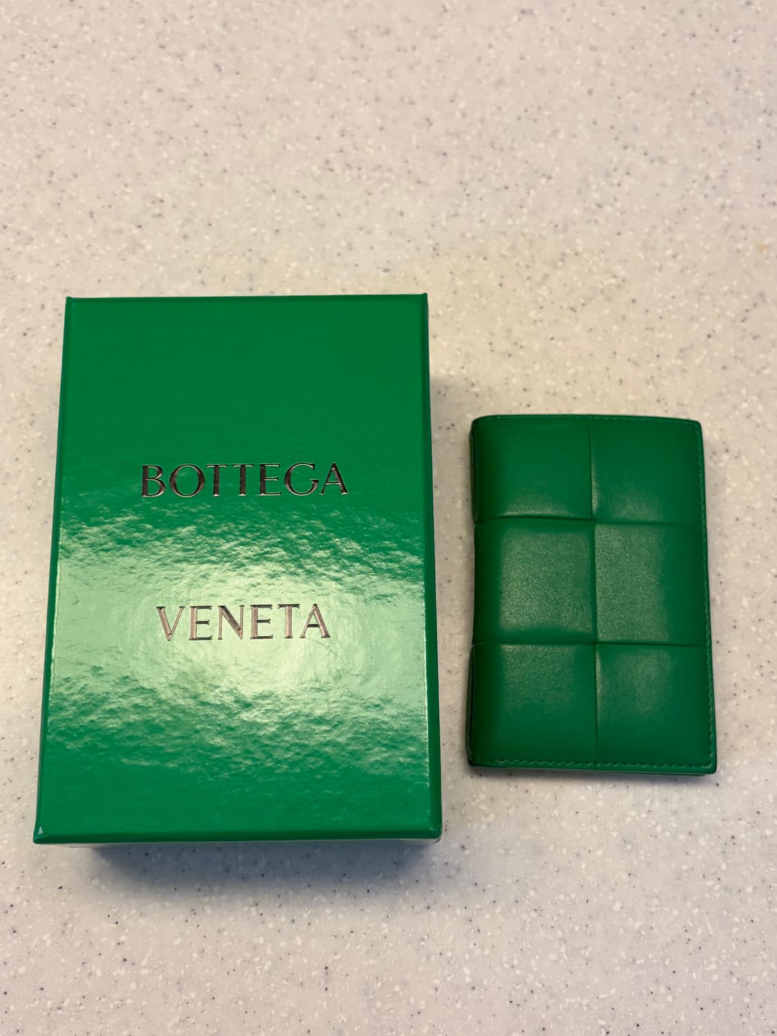 보테가베네타 카트지갑 정품 상품이미지1