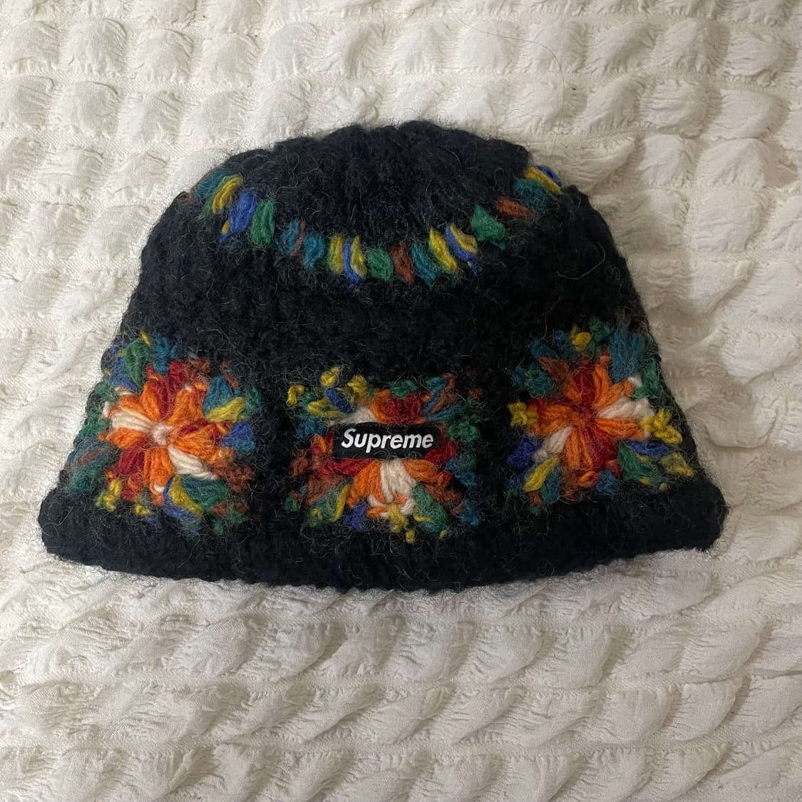 슈프림 크로셰 비니 블랙 25ss 상품이미지2